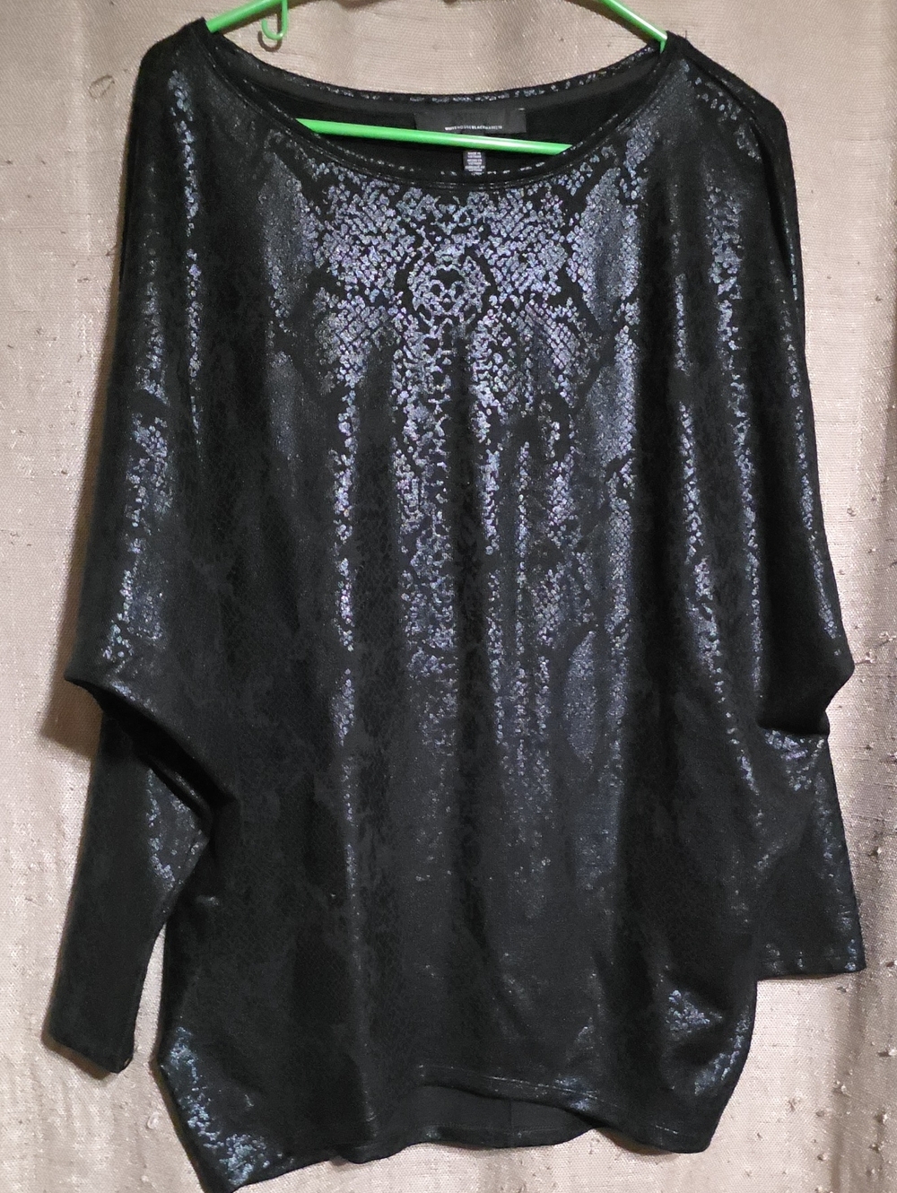 White House Black Market SZ M Black Shimmer/Metallic Snake Print Long Sleeve Top